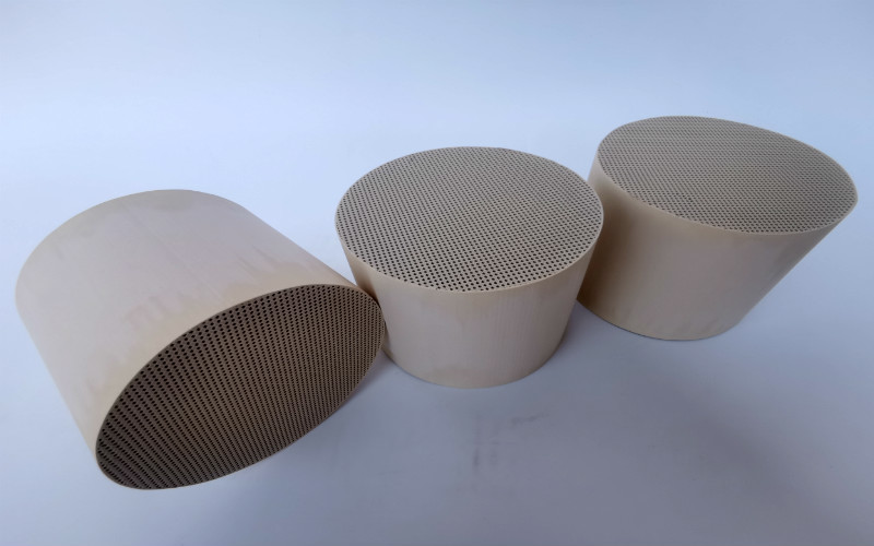 catalizador poroso da substituição ínfima de 200 células de Dpf do Euro do sistema do filtro do motor diesel